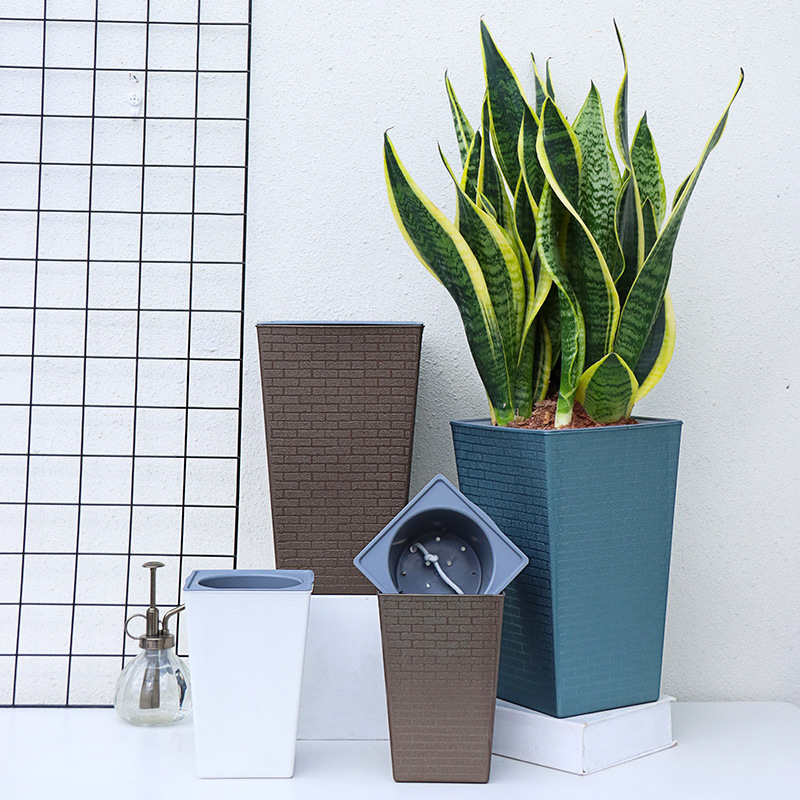 Blumentopf mit Ziegelsteinmust – Self Watering Insert Bewertung und Preis